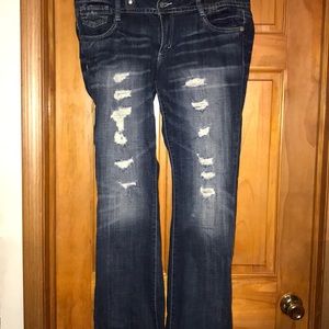 Decree distressed jeans